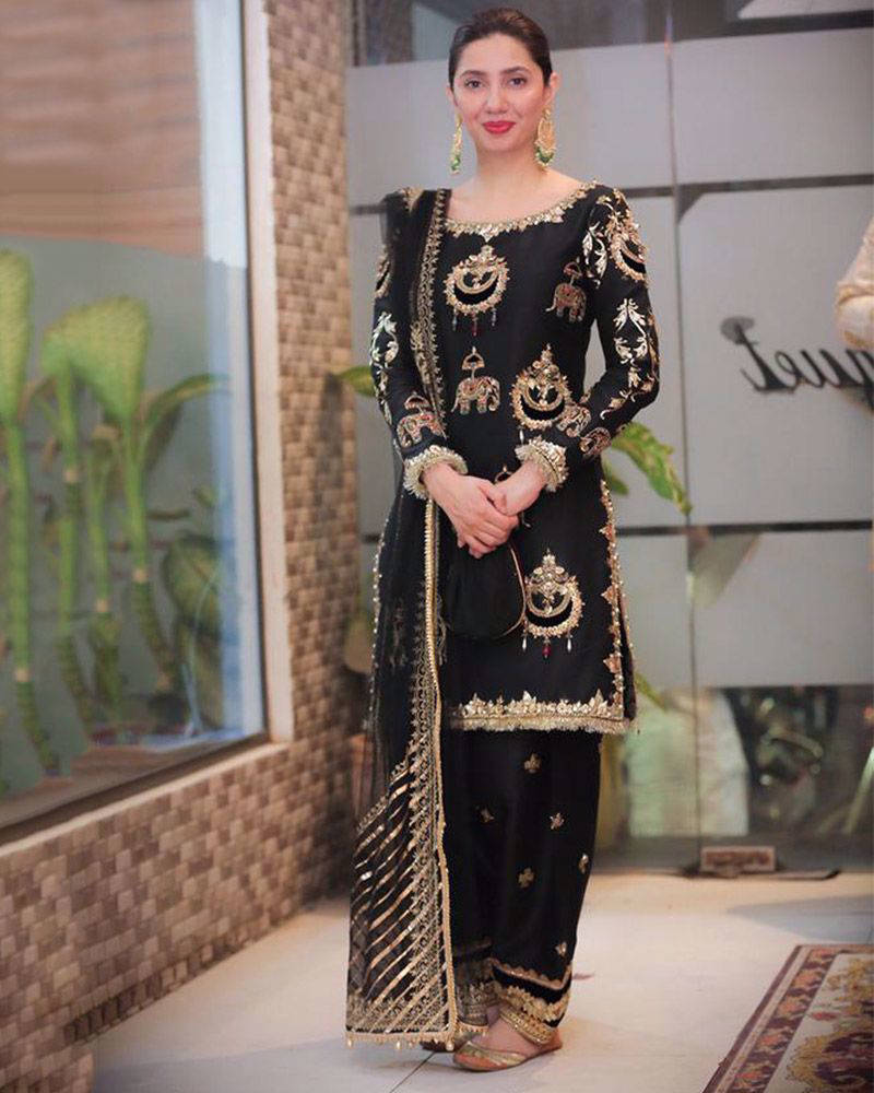 Mohsin Naveed Ranjha Design Studio. Mahira Khan