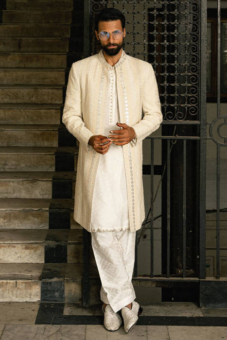 Mohsin Naveed Ranjha Design Studio. Menswear