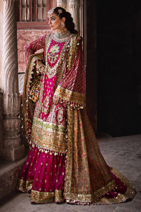 Adorable Designer Pure Velvet Semi Stitched Lehenga Choli For Wedding –  Cygnus Fashion